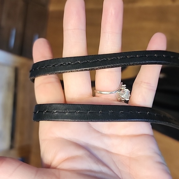 BRIGHTON MEVYLIN JAQUARD SIGNATURE BLACK SHOULDER TOTE - Picture 13 of 16